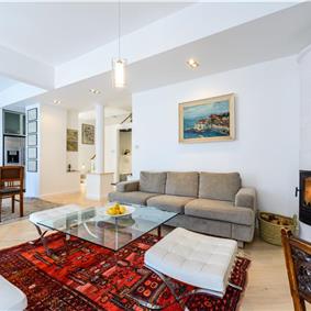 4 Bedroom Villa with Pool in Dubrovnik City, sleeps 8